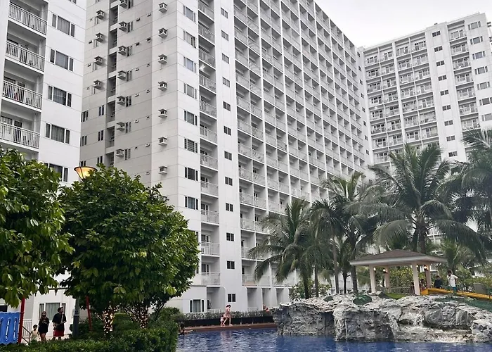 Del Serene Cozy Minimalist Staycation At Shore C1 Apartment Manila